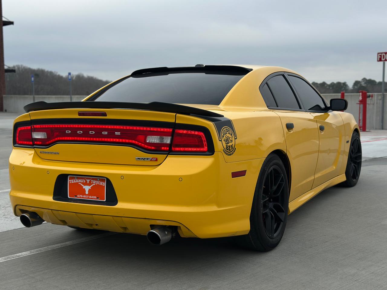 Dodge Charger 4dr Sdn SRT8 Super Bee RWD 2012