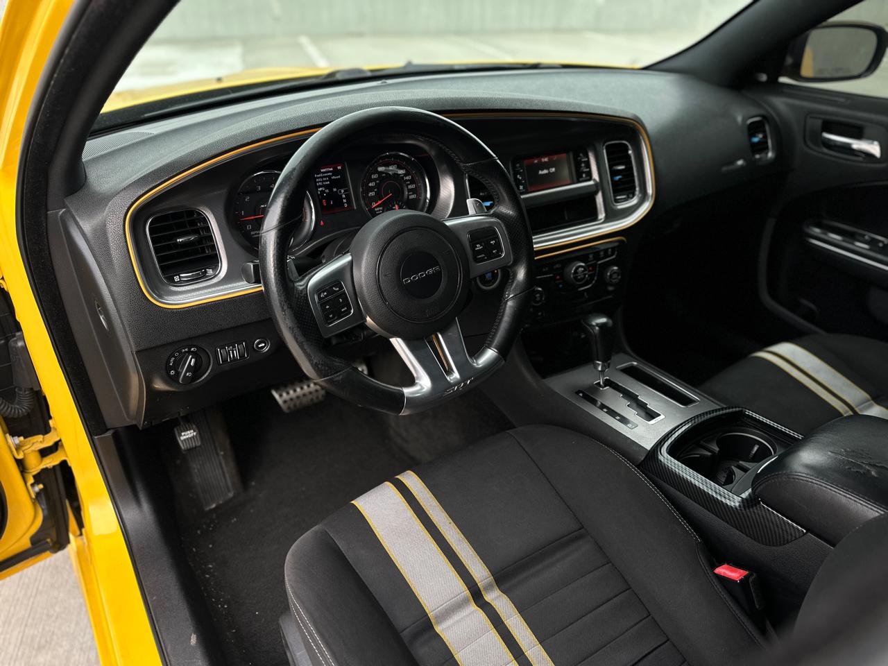 Dodge Charger 4dr Sdn SRT8 Super Bee RWD 2012