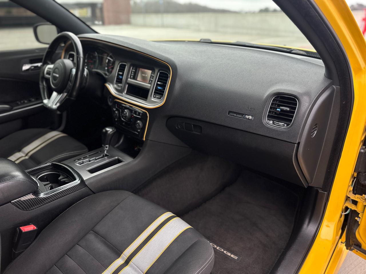 Dodge Charger 4dr Sdn SRT8 Super Bee RWD 2012