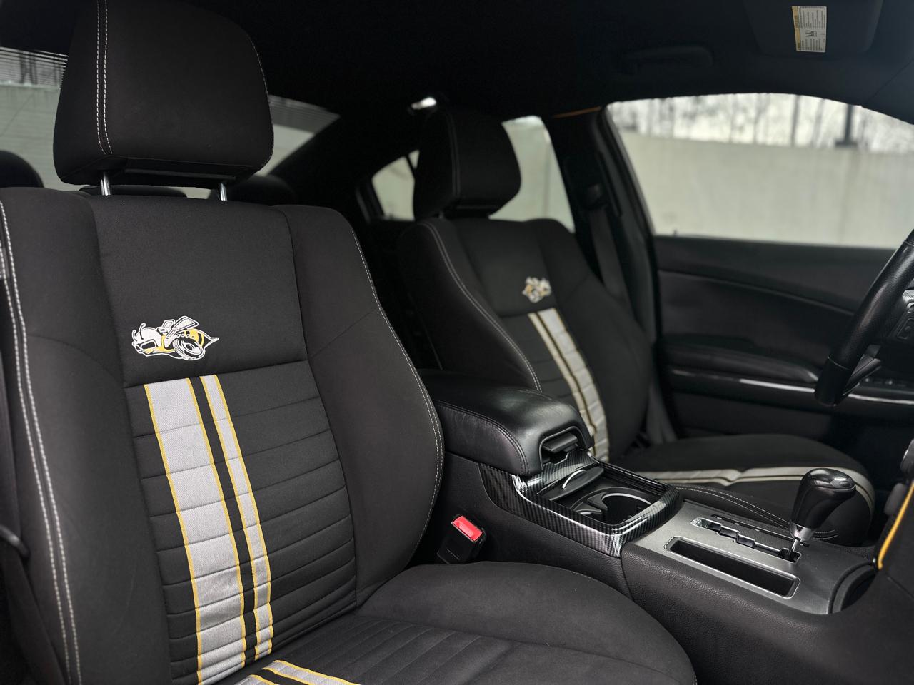 Dodge Charger 4dr Sdn SRT8 Super Bee RWD 2012