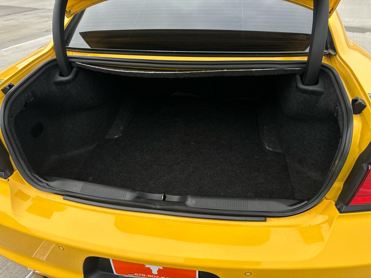 Dodge Charger 4dr Sdn SRT8 Super Bee RWD 2012