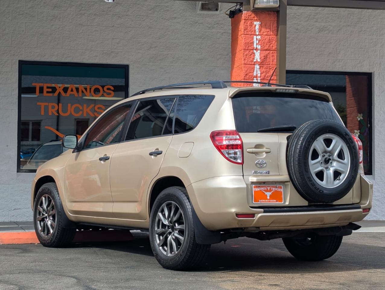 Toyota RAV4 4WD 4dr I4 (Natl) 2012