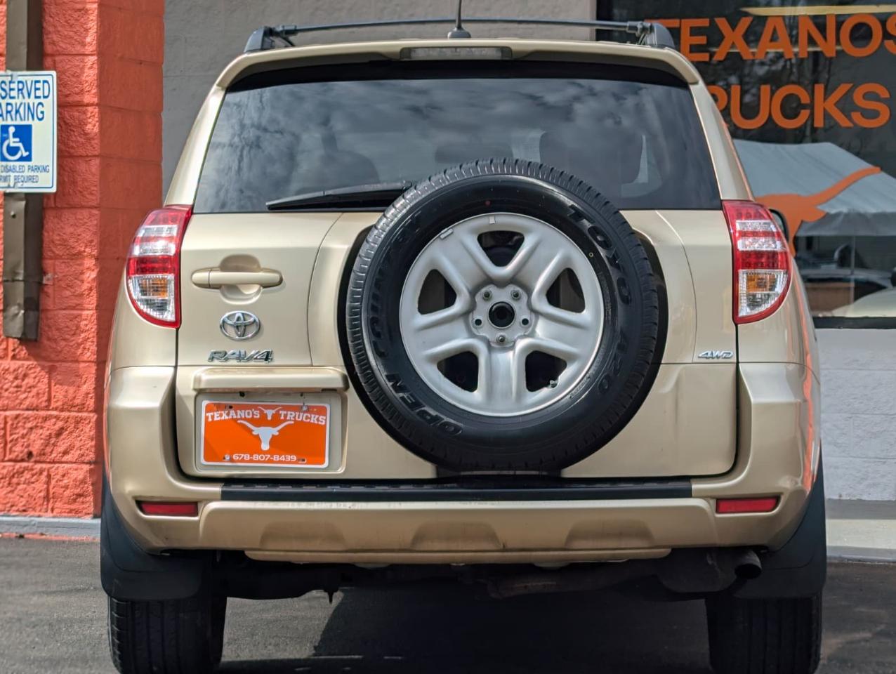 Toyota RAV4 4WD 4dr I4 (Natl) 2012