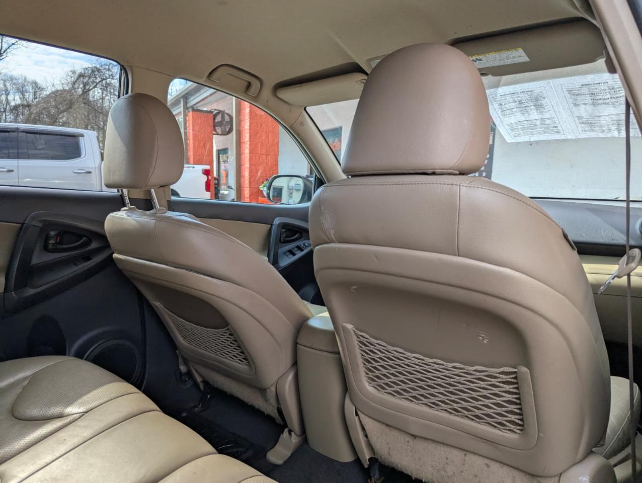 Toyota RAV4 4WD 4dr I4 (Natl) 2012