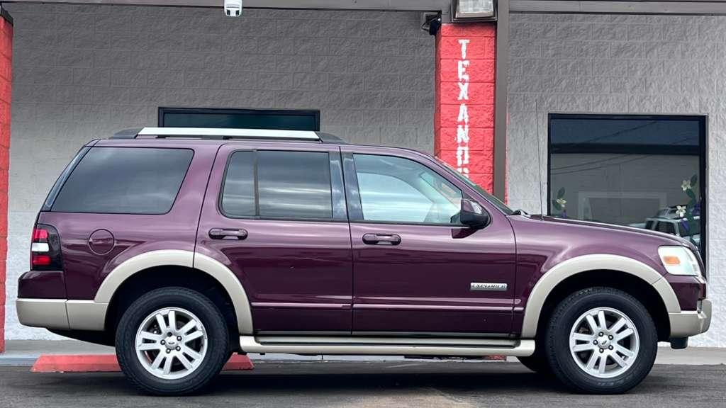Ford Explorer 4dr 114" WB 4.0L Eddie Bauer 2006