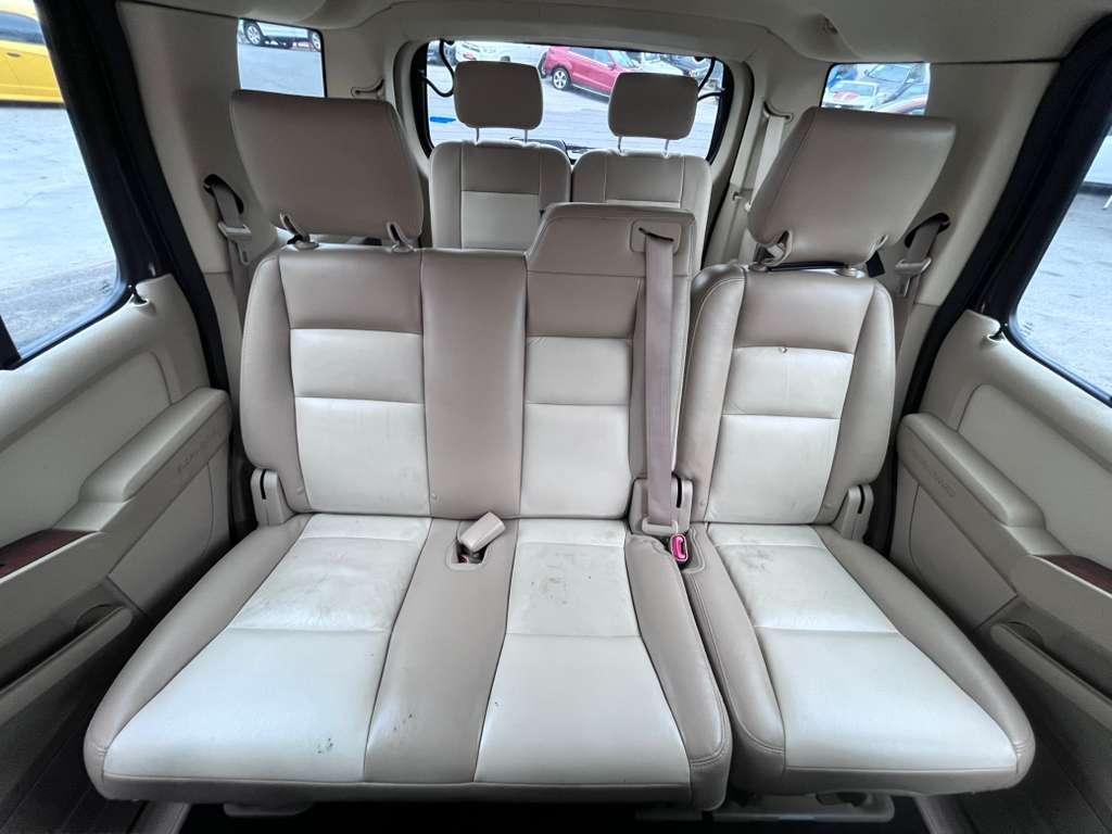 Ford Explorer 4dr 114" WB 4.0L Eddie Bauer 2006