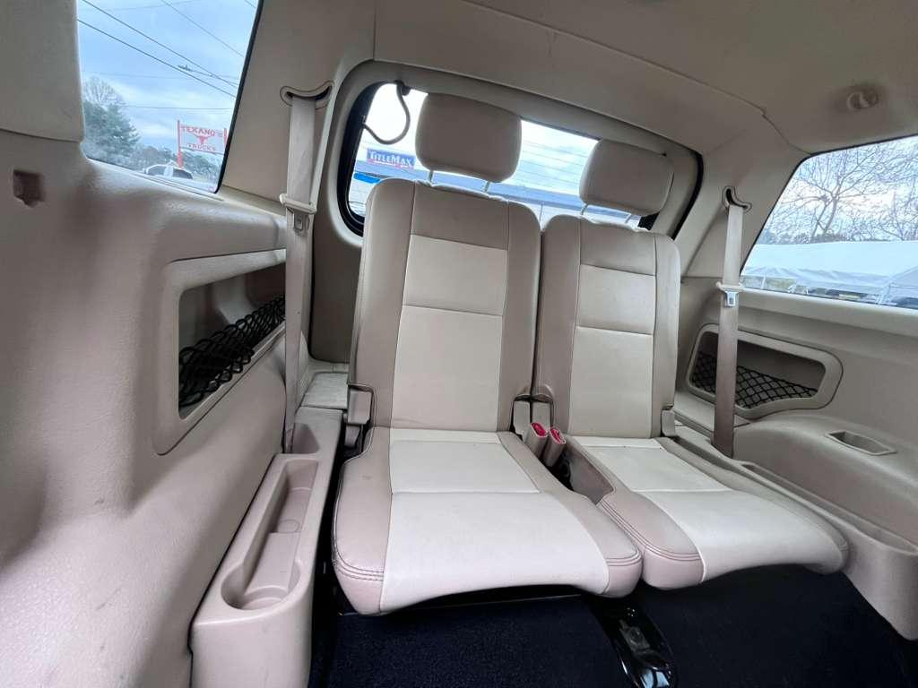 Ford Explorer 4dr 114" WB 4.0L Eddie Bauer 2006