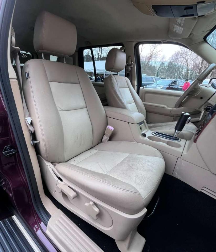 Ford Explorer 4dr 114" WB 4.0L Eddie Bauer 2006