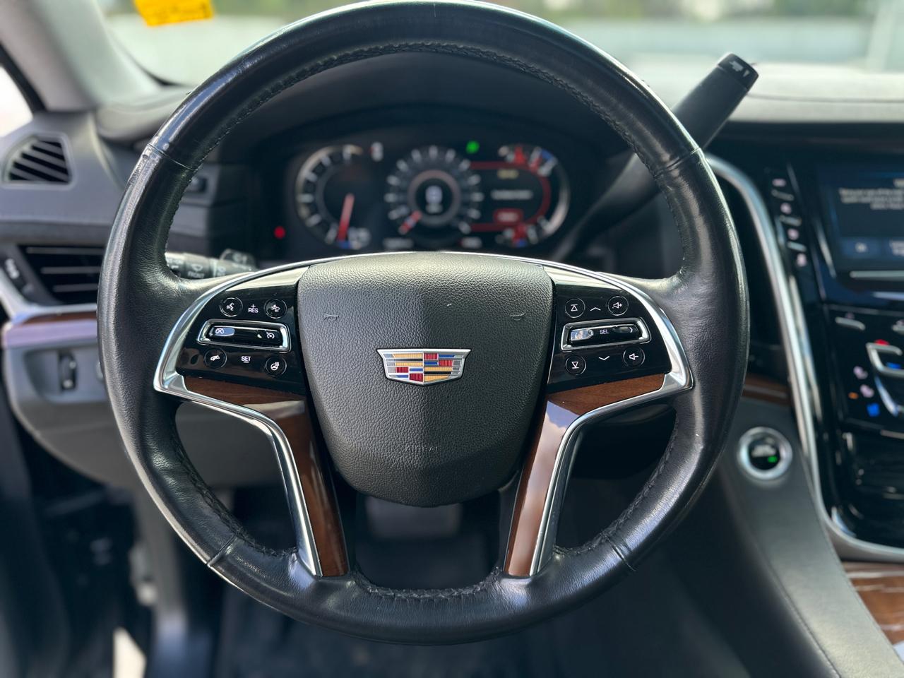 Cadillac Escalade 2WD 4dr Luxury 2020