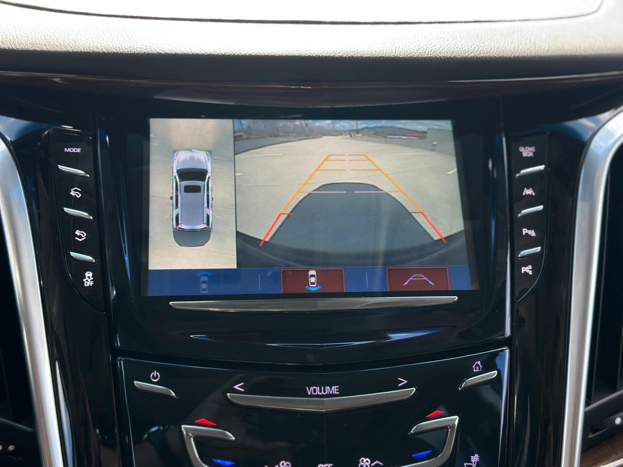 Cadillac Escalade 2WD 4dr Luxury 2020