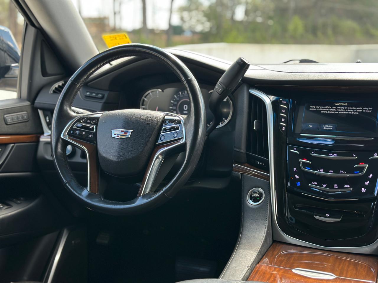 Cadillac Escalade 2WD 4dr Luxury 2020