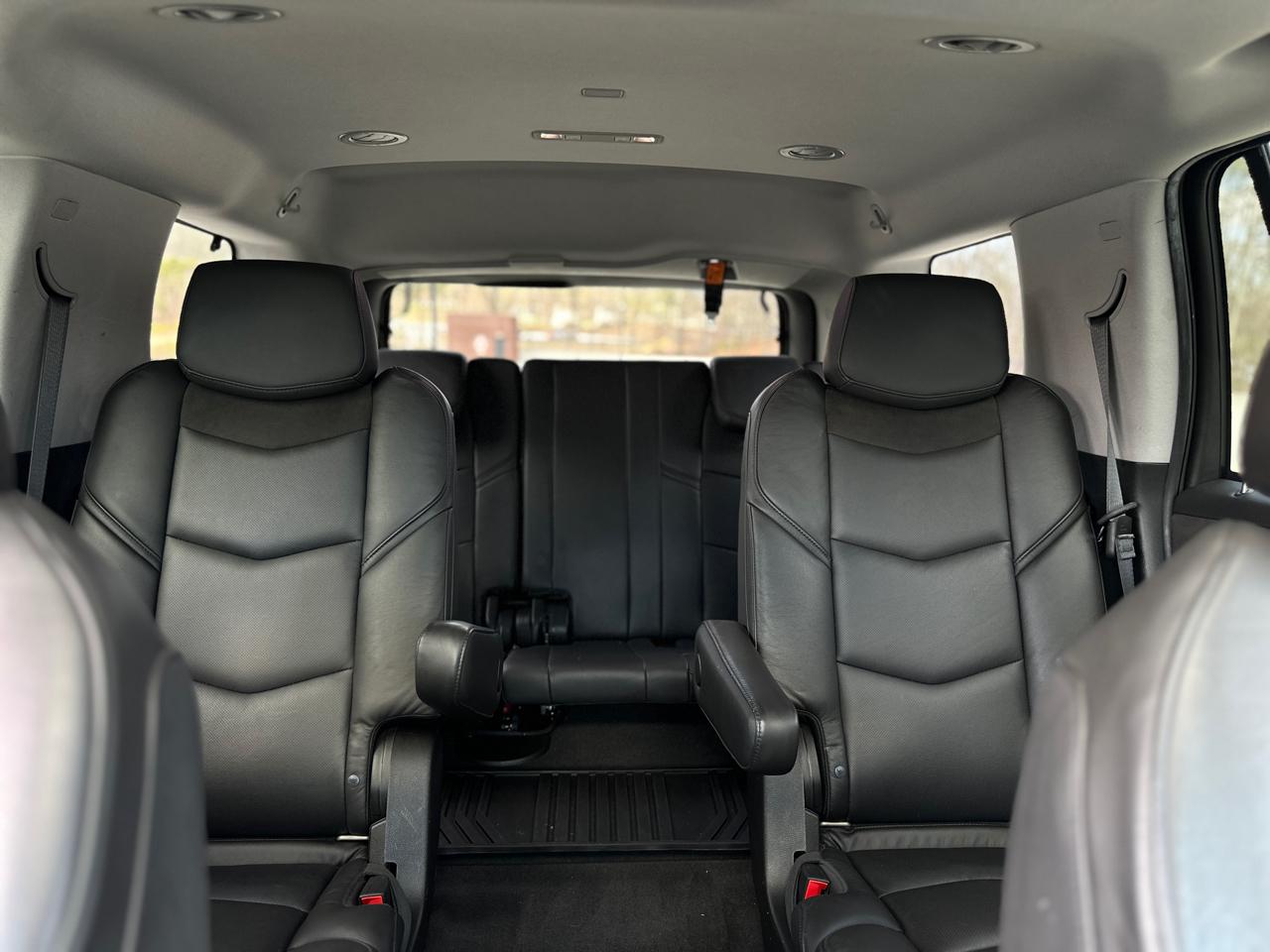 Cadillac Escalade 2WD 4dr Luxury 2020