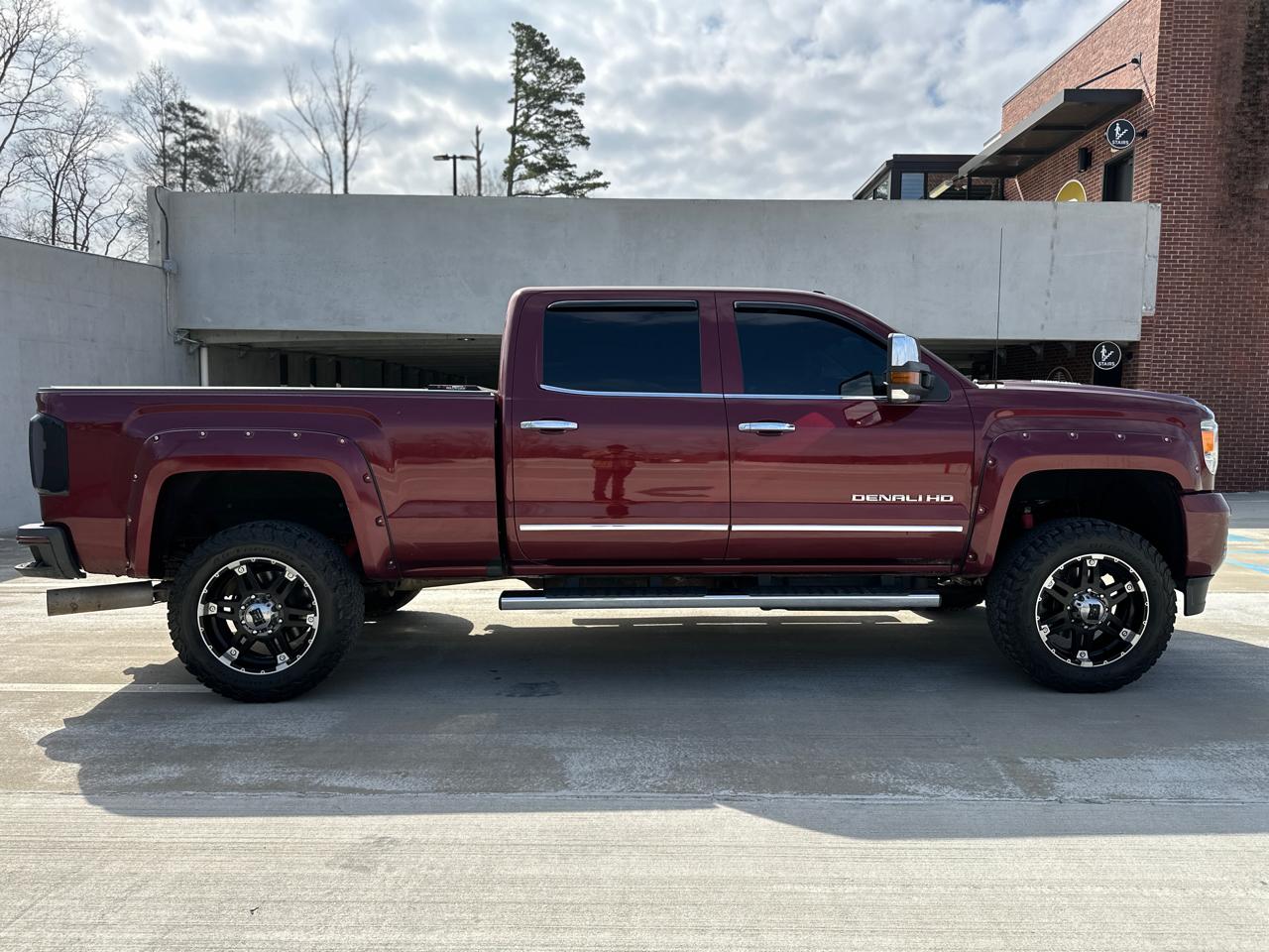 GMC Sierra 2500HD 4WD Crew Cab 153.7" Denali 2016