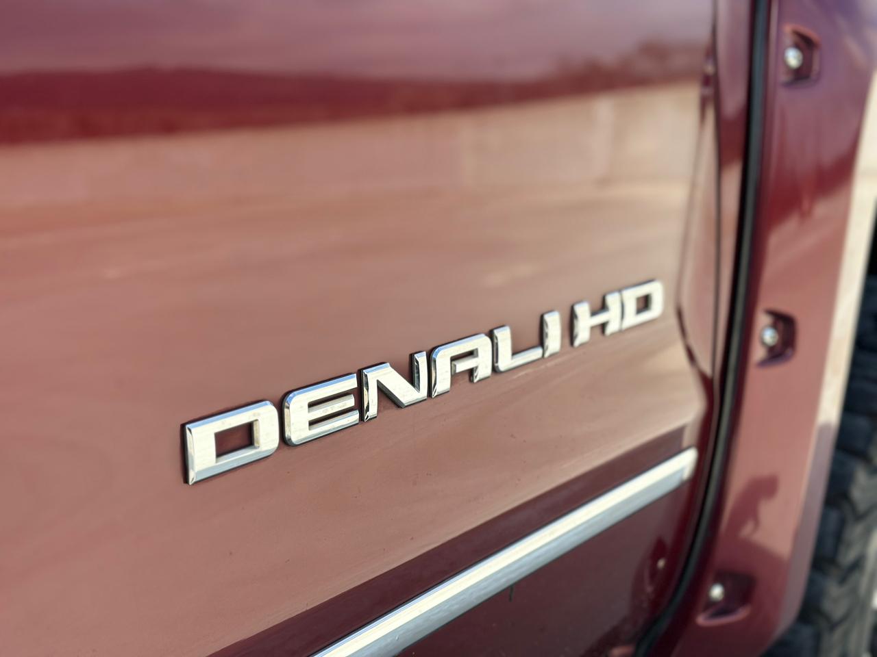 GMC Sierra 2500HD 4WD Crew Cab 153.7" Denali 2016
