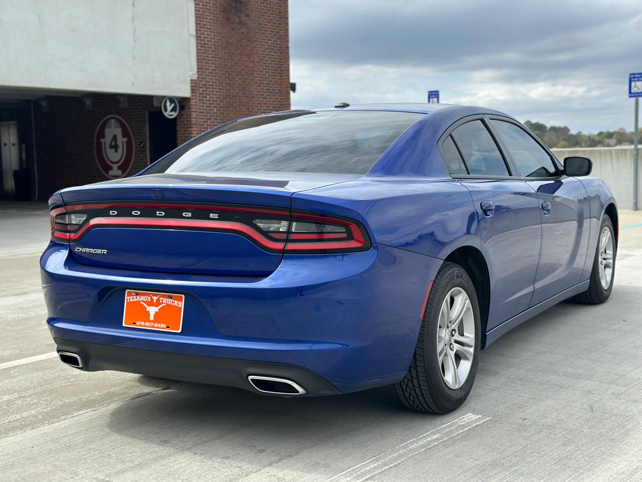 Dodge Charger SXT RWD 2019