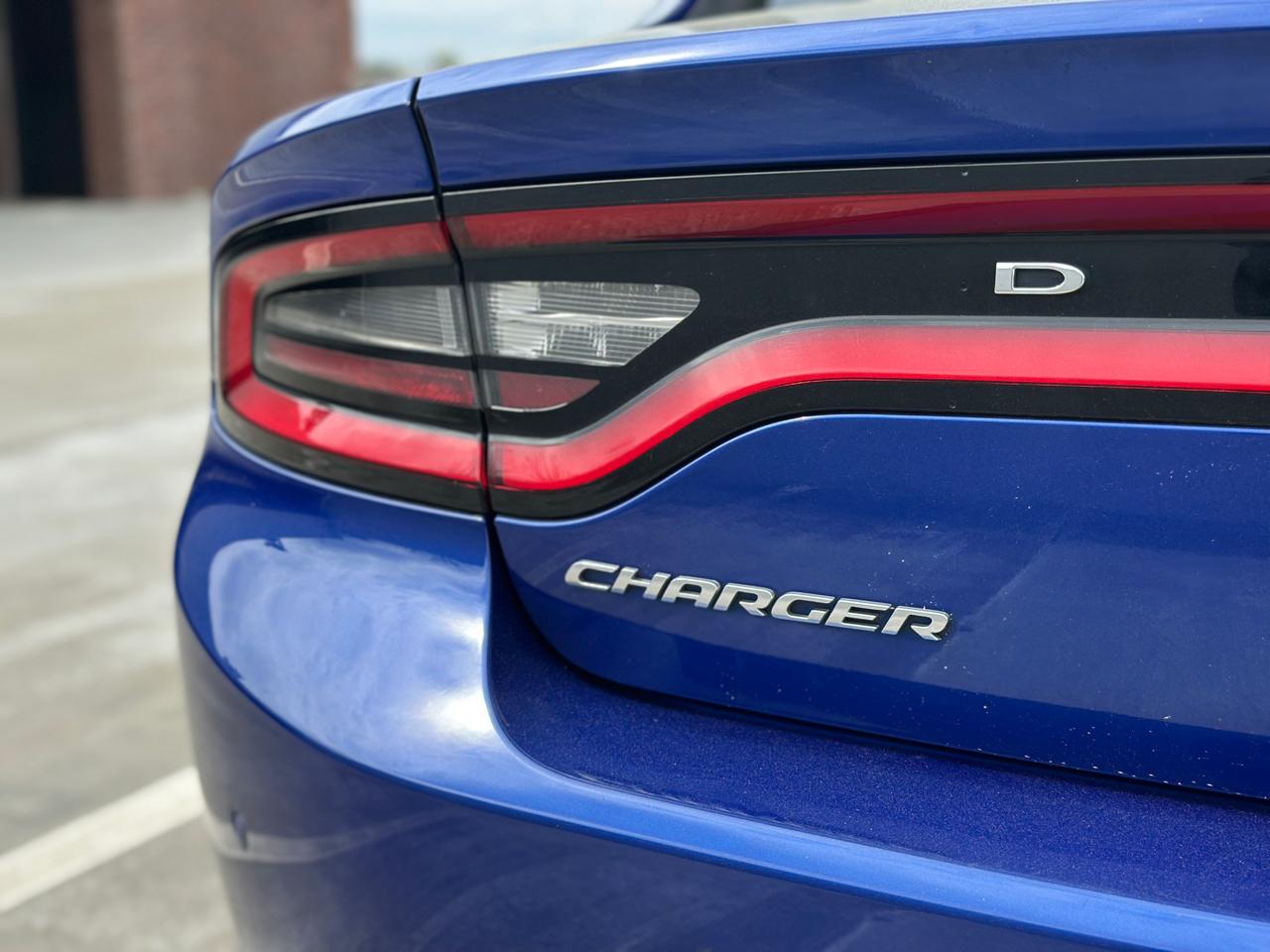 Dodge Charger SXT RWD 2019