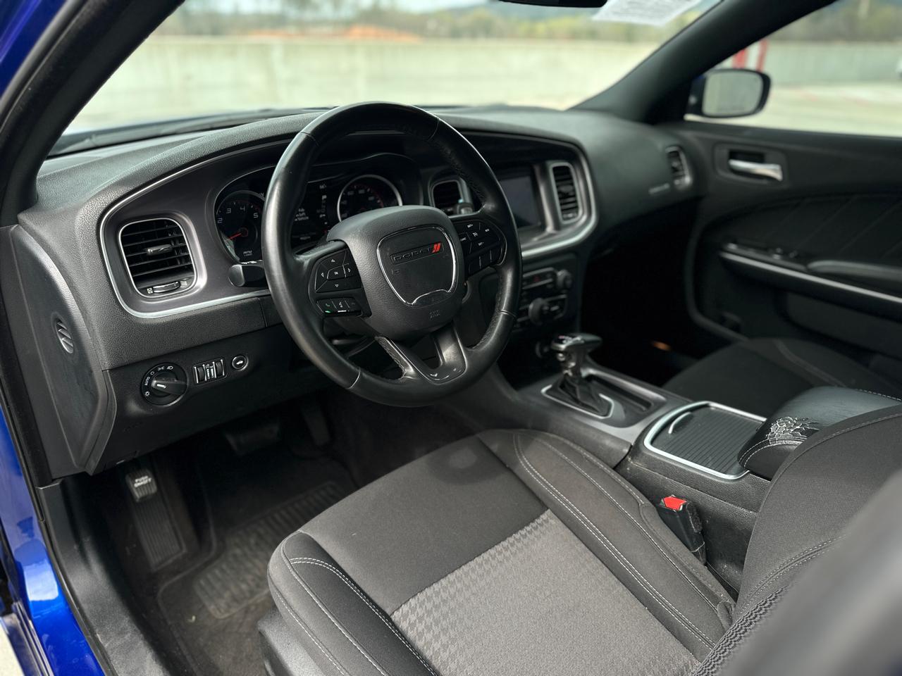 Dodge Charger SXT RWD 2019