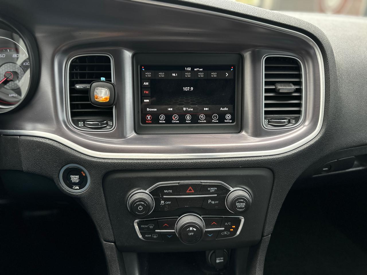 Dodge Charger SXT RWD 2019