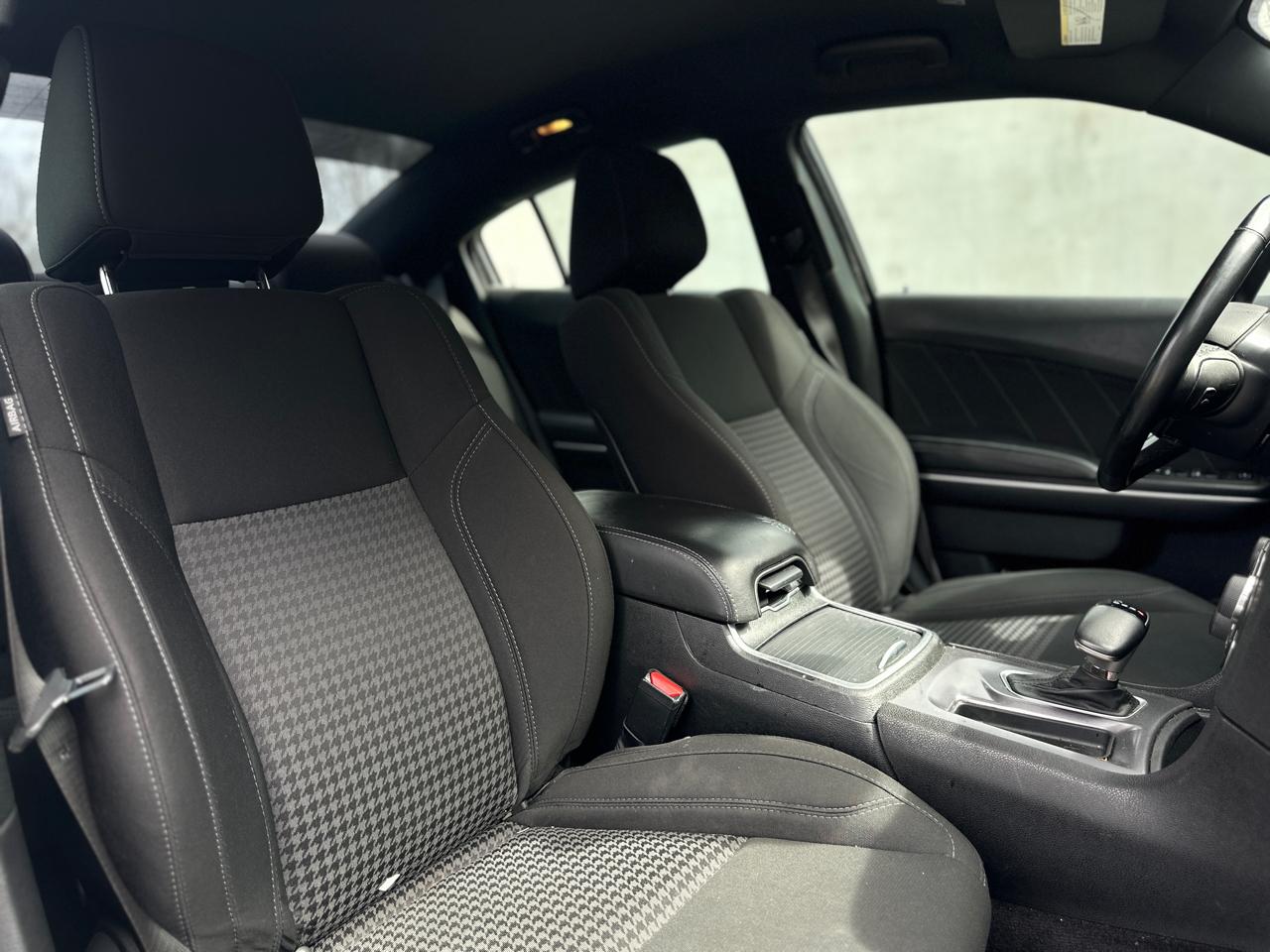 Dodge Charger SXT RWD 2019