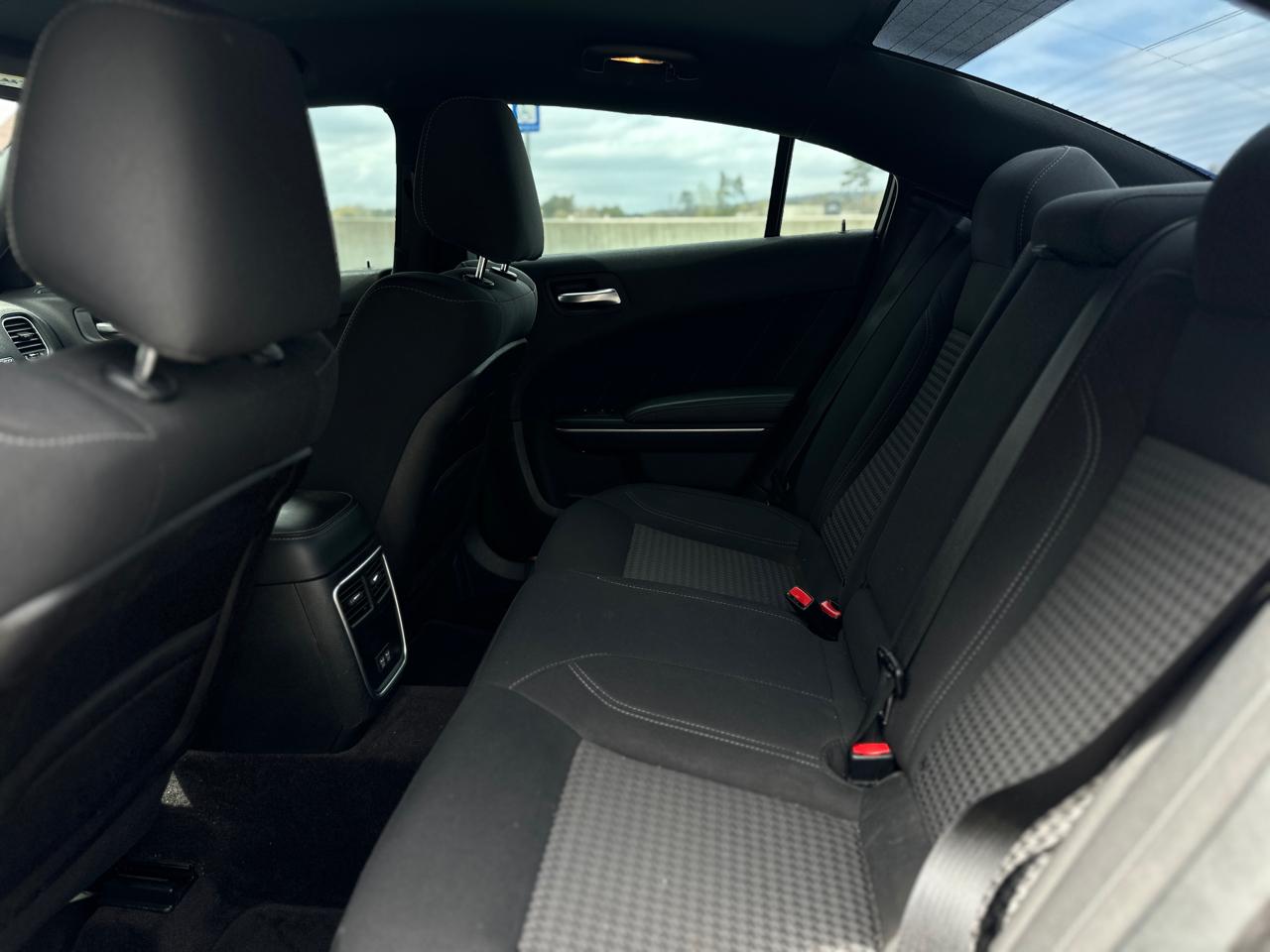 Dodge Charger SXT RWD 2019