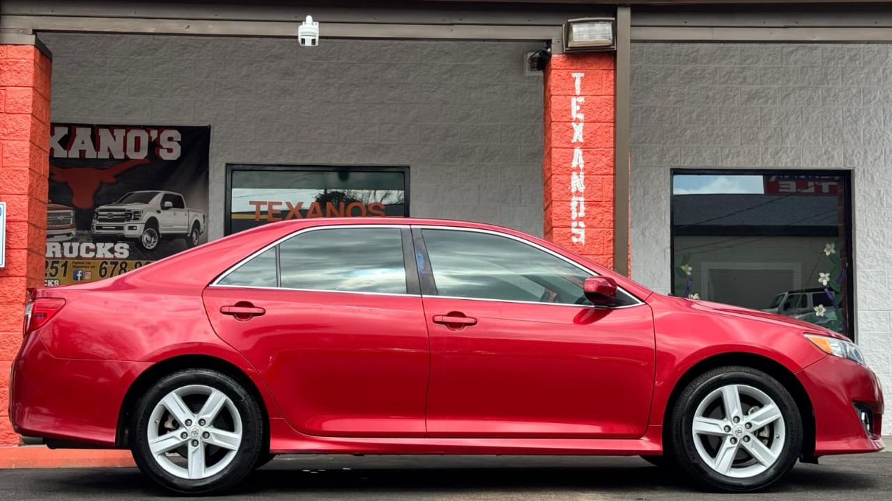 Toyota Camry 4dr Sdn I4 Auto SE Sport Limited Edition (Natl) 2012