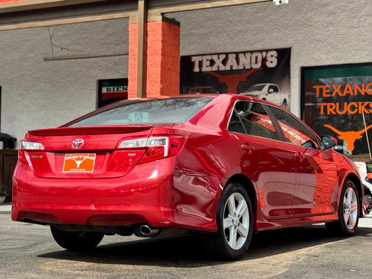 Toyota Camry 4dr Sdn I4 Auto SE Sport Limited Edition (Natl) 2012