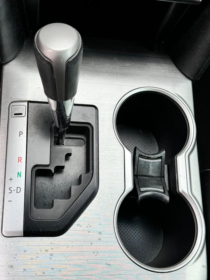 Toyota Camry 4dr Sdn I4 Auto SE Sport Limited Edition (Natl) 2012