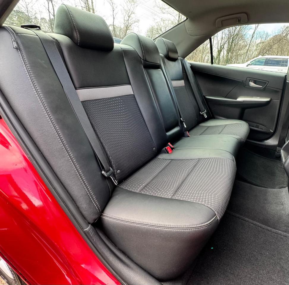 Toyota Camry 4dr Sdn I4 Auto SE Sport Limited Edition (Natl) 2012