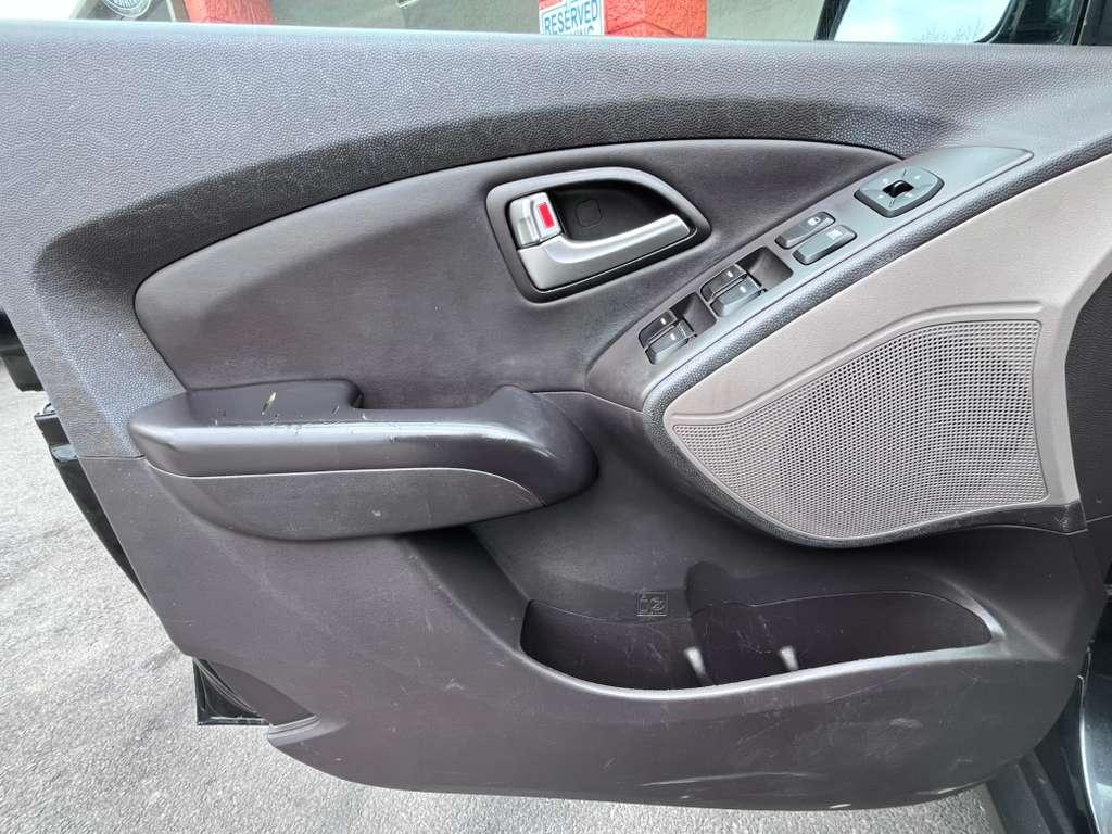 Hyundai Tucson FWD 4dr Auto GLS 2013