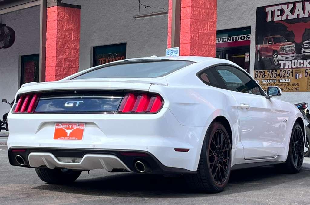 Ford Mustang GT Fastback 2017