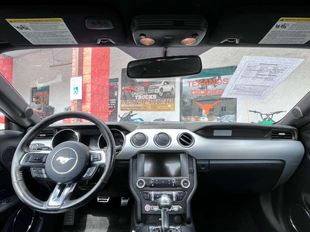 Ford Mustang GT Fastback 2017