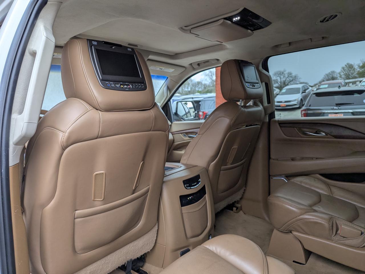 Cadillac Escalade 4WD 4dr Platinum 2016