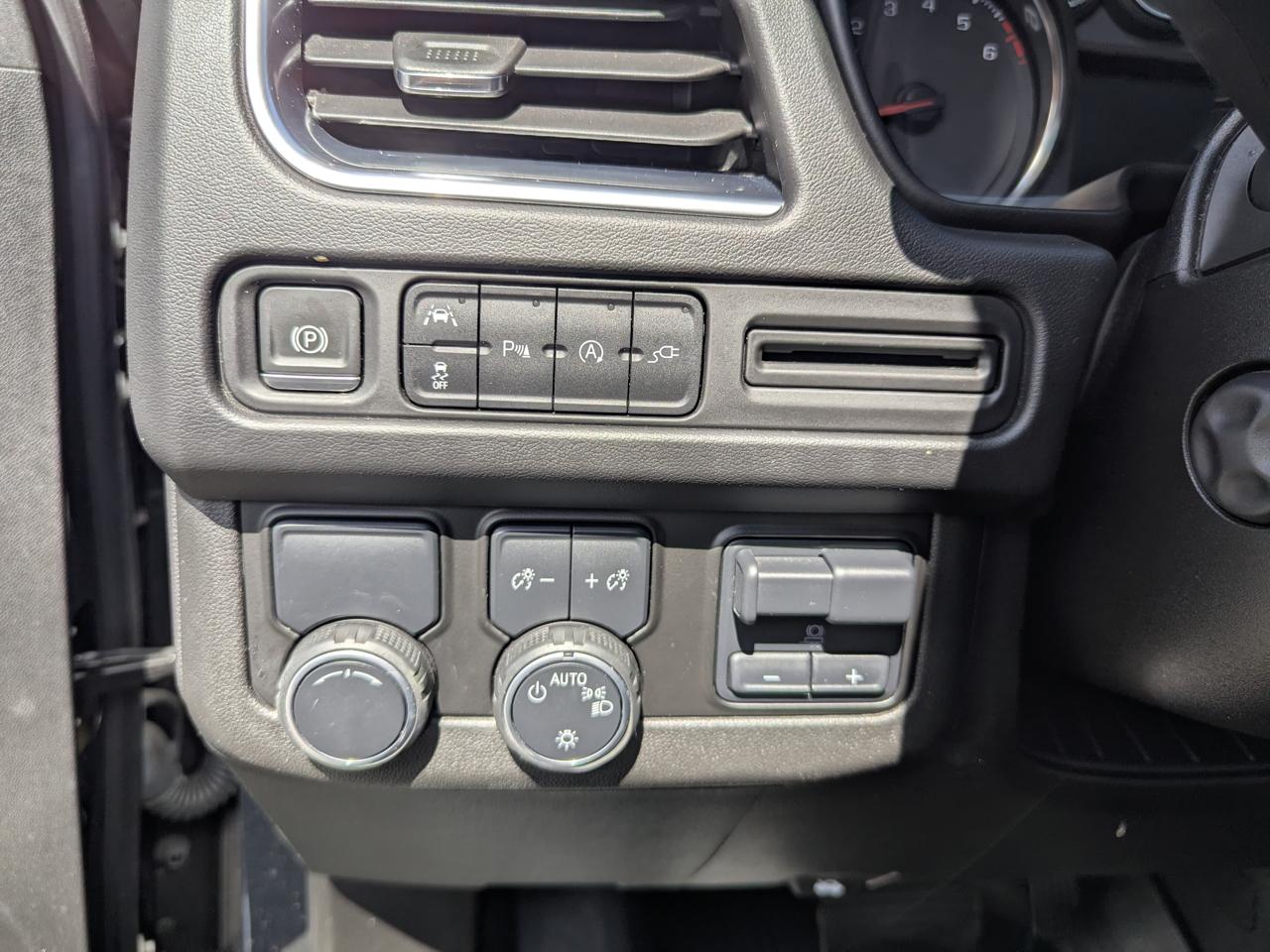 Chevrolet Tahoe 2WD 4dr LT 2021