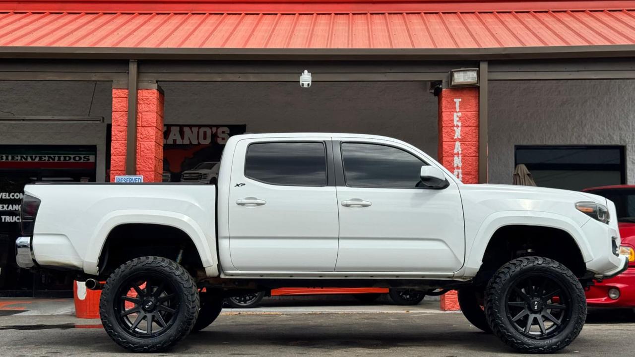 Toyota Tacoma 2WD TRD Off Road Double Cab 5' Bed V6 AT (Natl) 2020