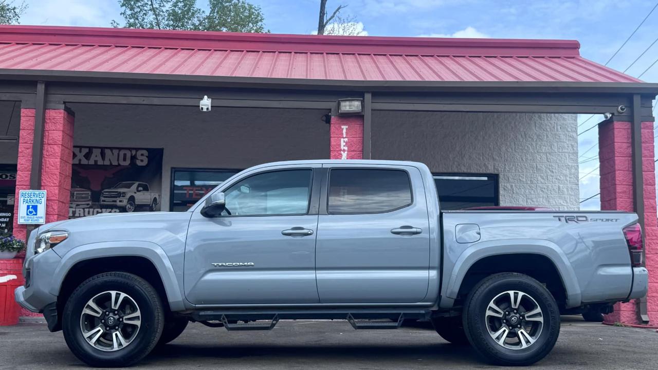 Toyota Tacoma 2WD TRD Off Road Double Cab 5' Bed V6 AT (Natl) 2019