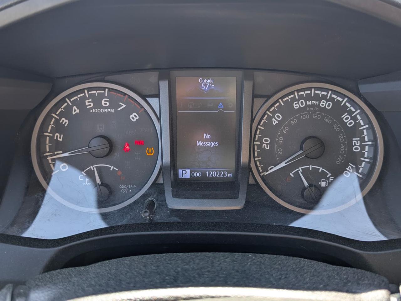 Toyota Tacoma 2WD TRD Off Road Double Cab 5' Bed V6 AT (Natl) 2019