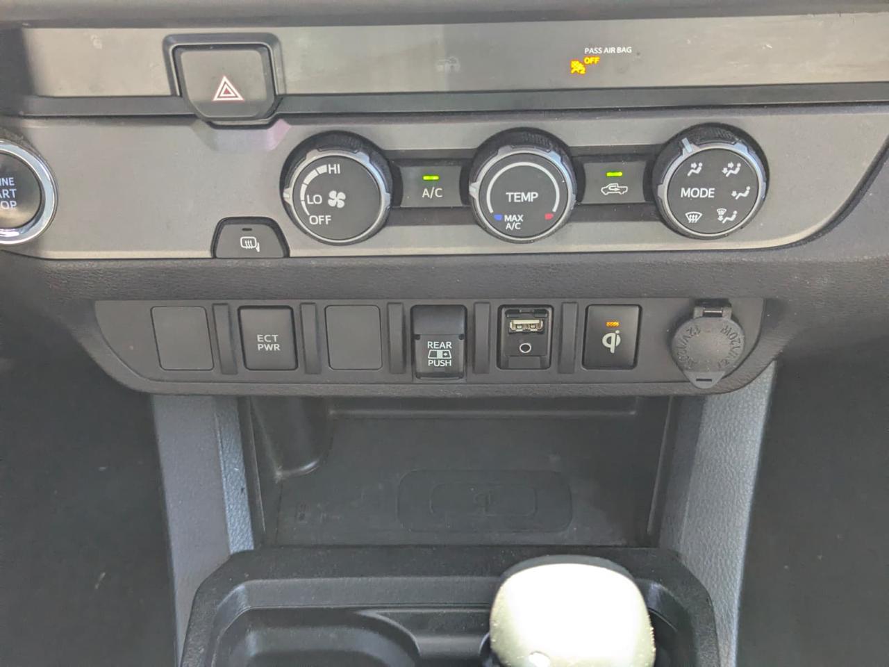 Toyota Tacoma 2WD TRD Off Road Double Cab 5' Bed V6 AT (Natl) 2019