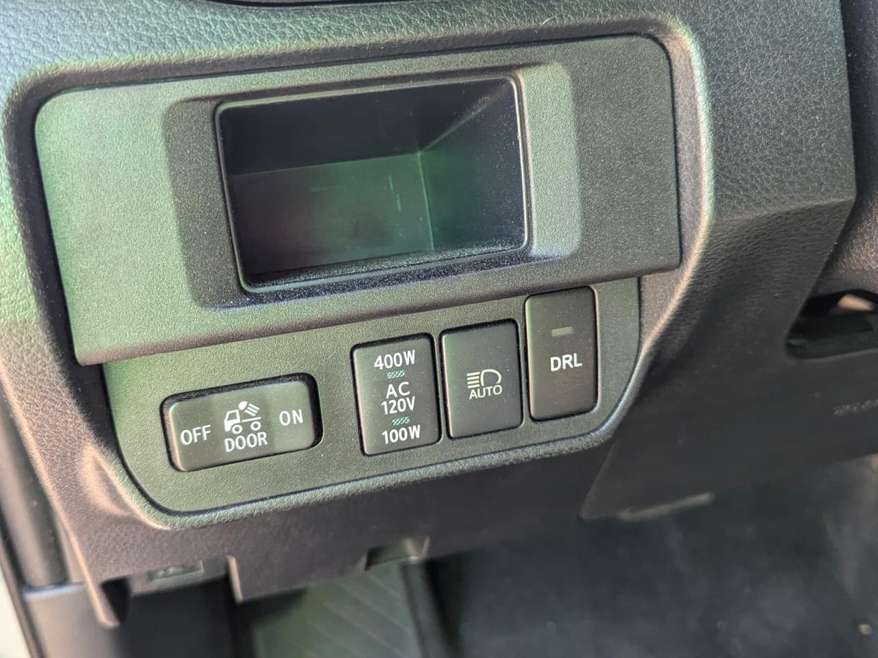 Toyota Tacoma 2WD TRD Off Road Double Cab 5' Bed V6 AT (Natl) 2019