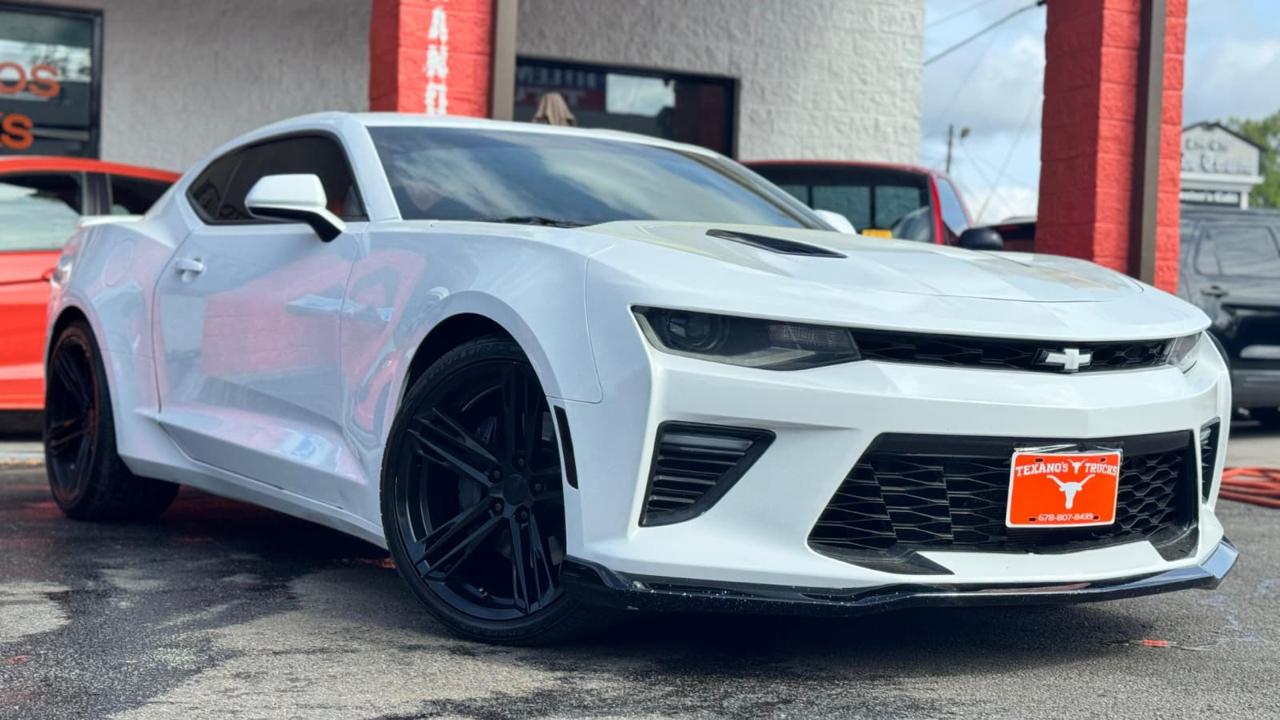Chevrolet Camaro 2dr Cpe 1SS 2018