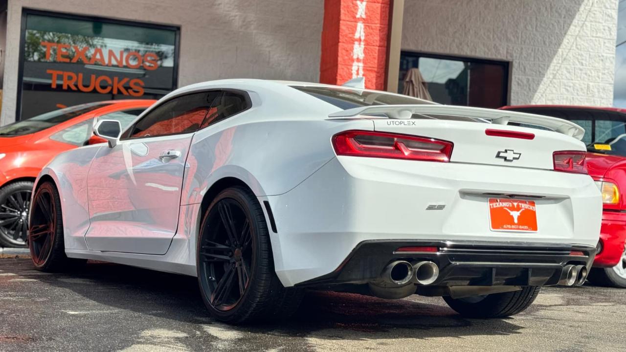 Chevrolet Camaro 2dr Cpe 1SS 2018