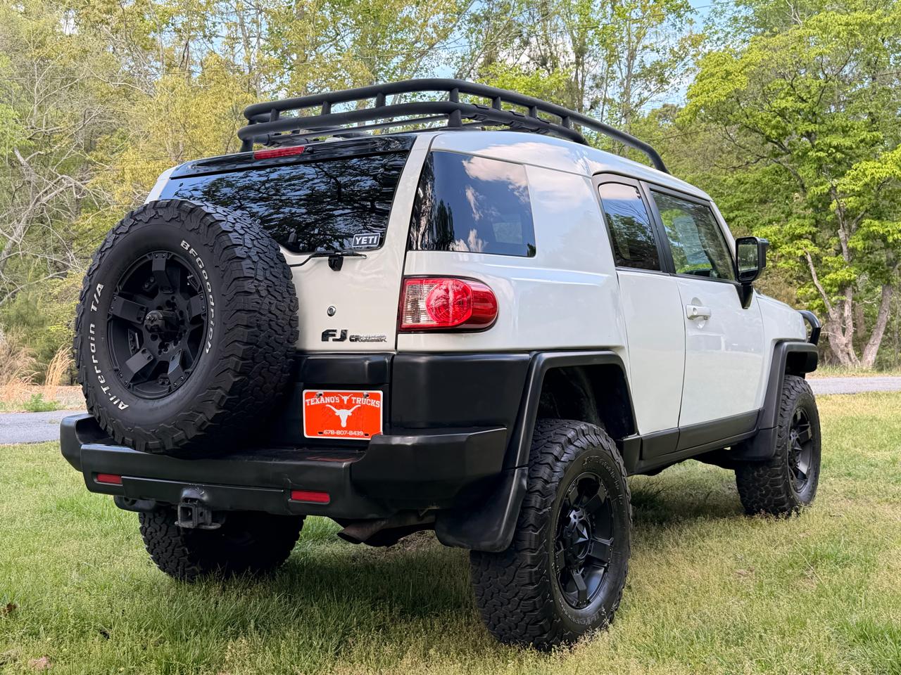 Toyota FJ Cruiser 4WD 4dr Man (Natl) 2011