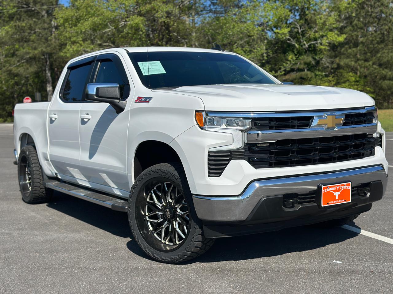 Chevrolet Silverado 1500 4WD Crew Cab 147" LT w/1LT 2023