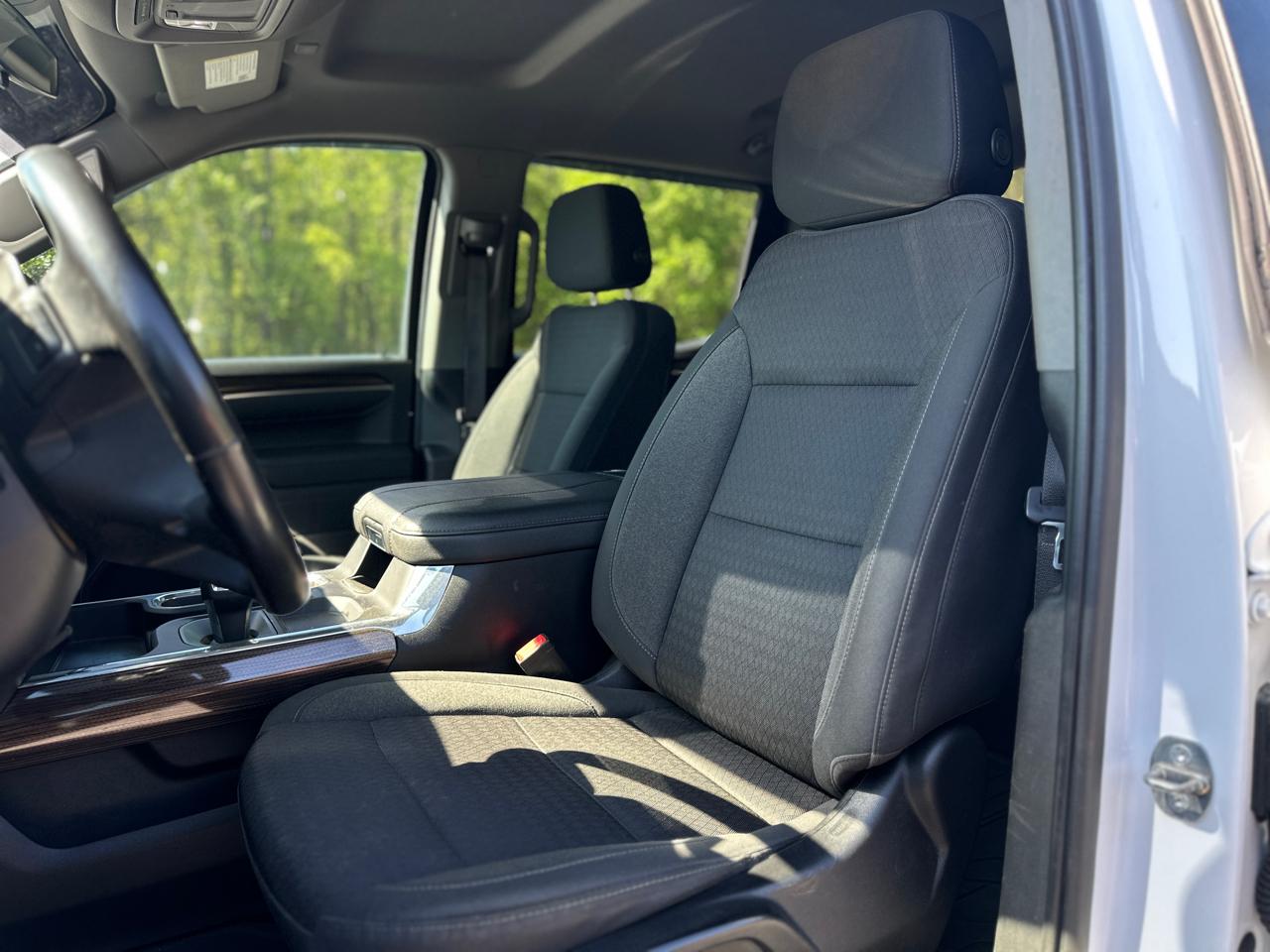 Chevrolet Silverado 1500 4WD Crew Cab 147" LT w/1LT 2023