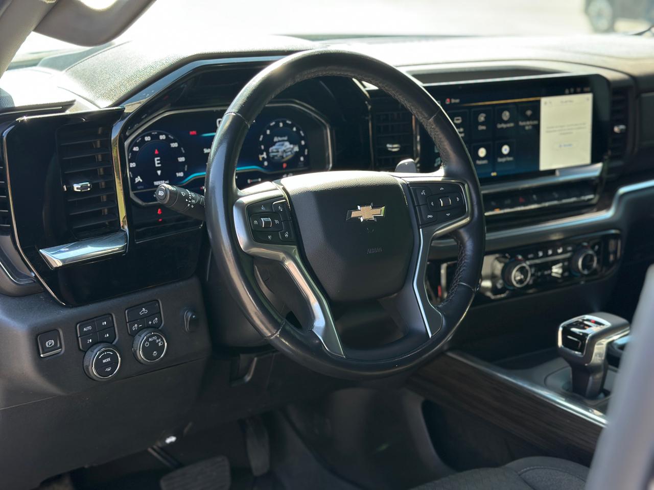 Chevrolet Silverado 1500 4WD Crew Cab 147" LT w/1LT 2023