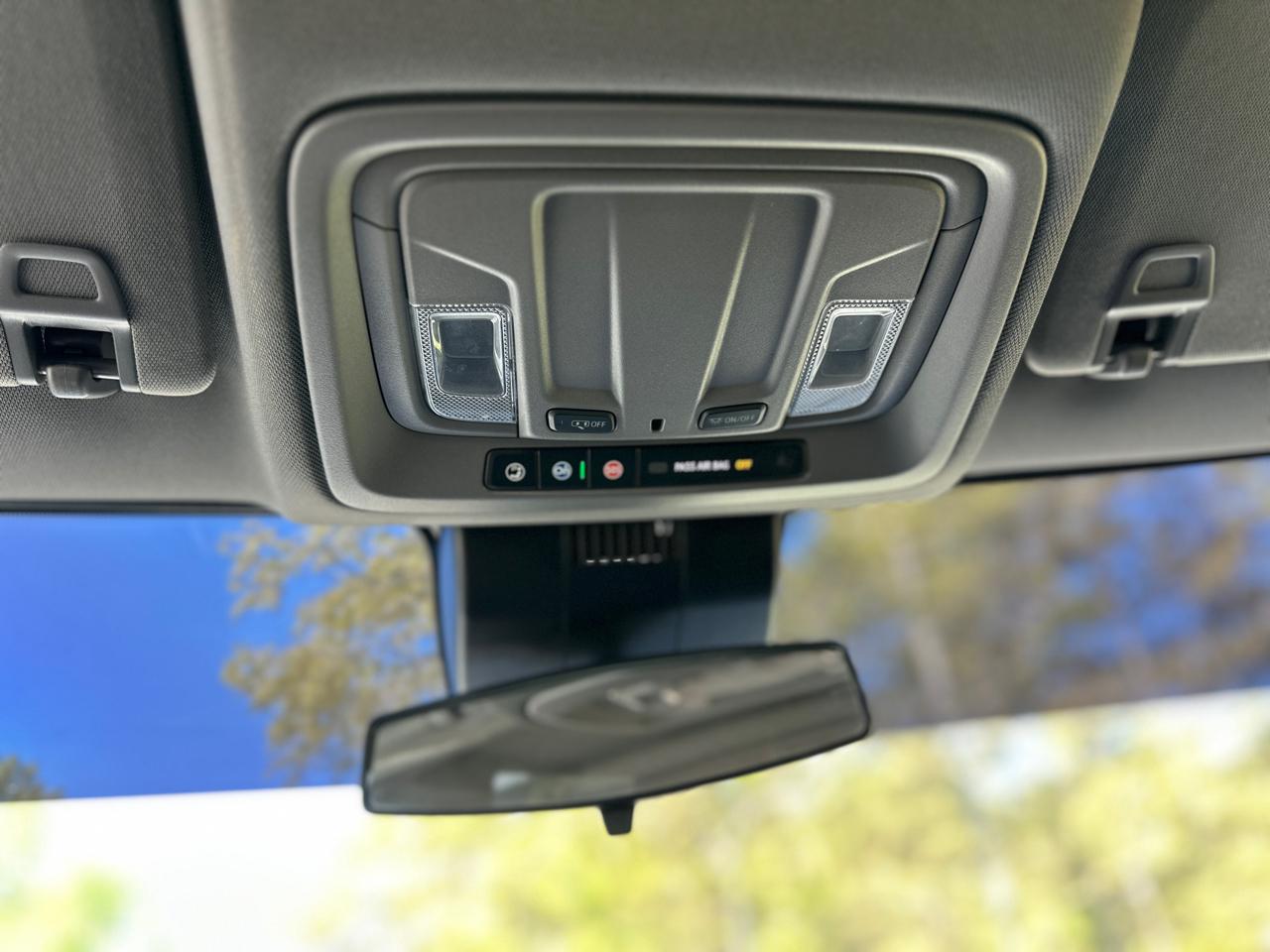 Chevrolet Silverado 1500 4WD Crew Cab 147" LT w/1LT 2023