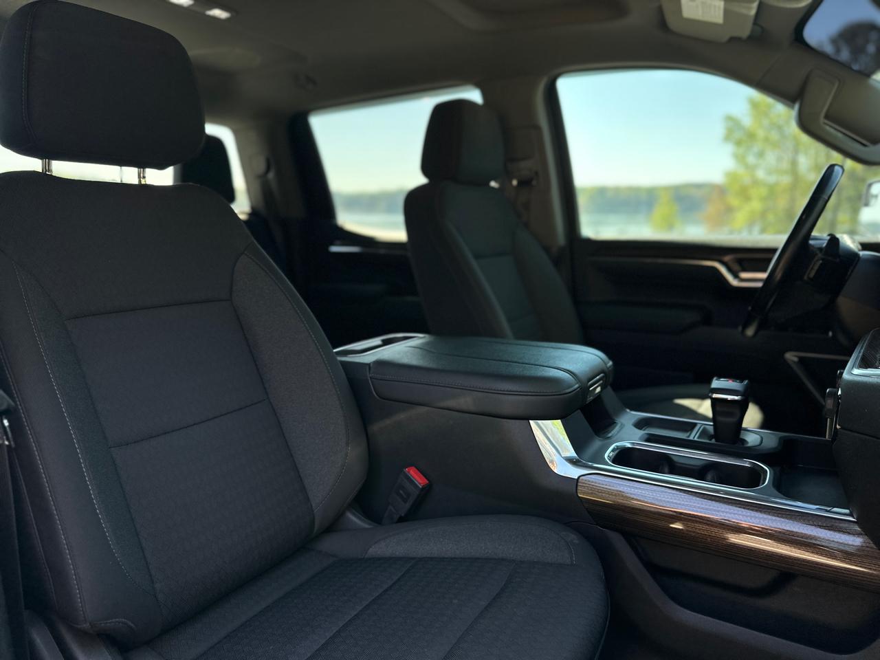 Chevrolet Silverado 1500 4WD Crew Cab 147" LT w/1LT 2023