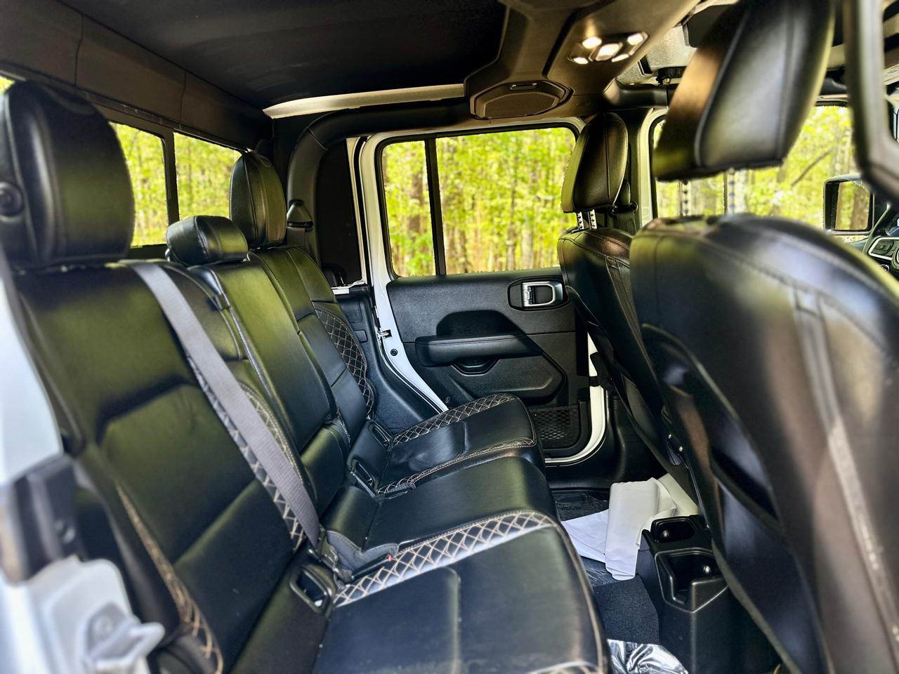 Jeep Gladiator Overland Crew Cab 4WD 2021