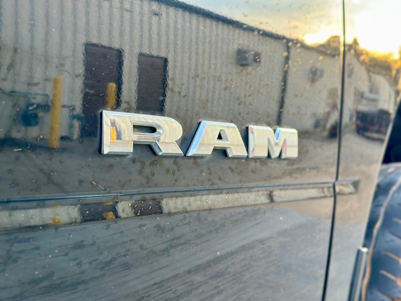 RAM 2500 Big Horn 4x4 Crew Cab 6'4" Box 2021