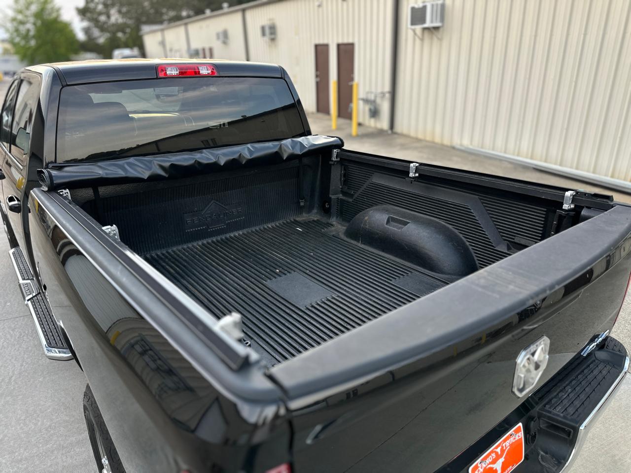 RAM 2500 Big Horn 4x4 Crew Cab 6'4" Box 2021