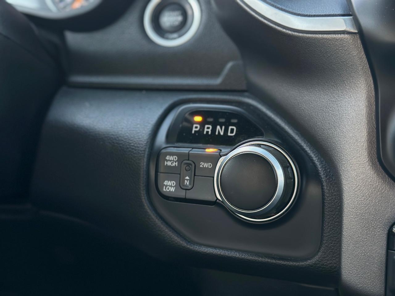 RAM 2500 Big Horn 4x4 Crew Cab 6'4" Box 2021